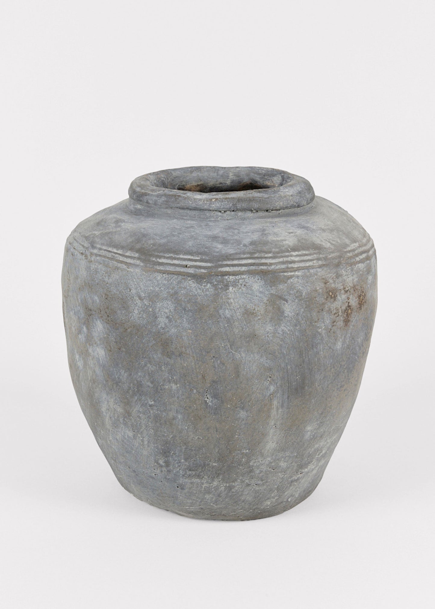 Distressed Rustic Concrete Vase - 12"