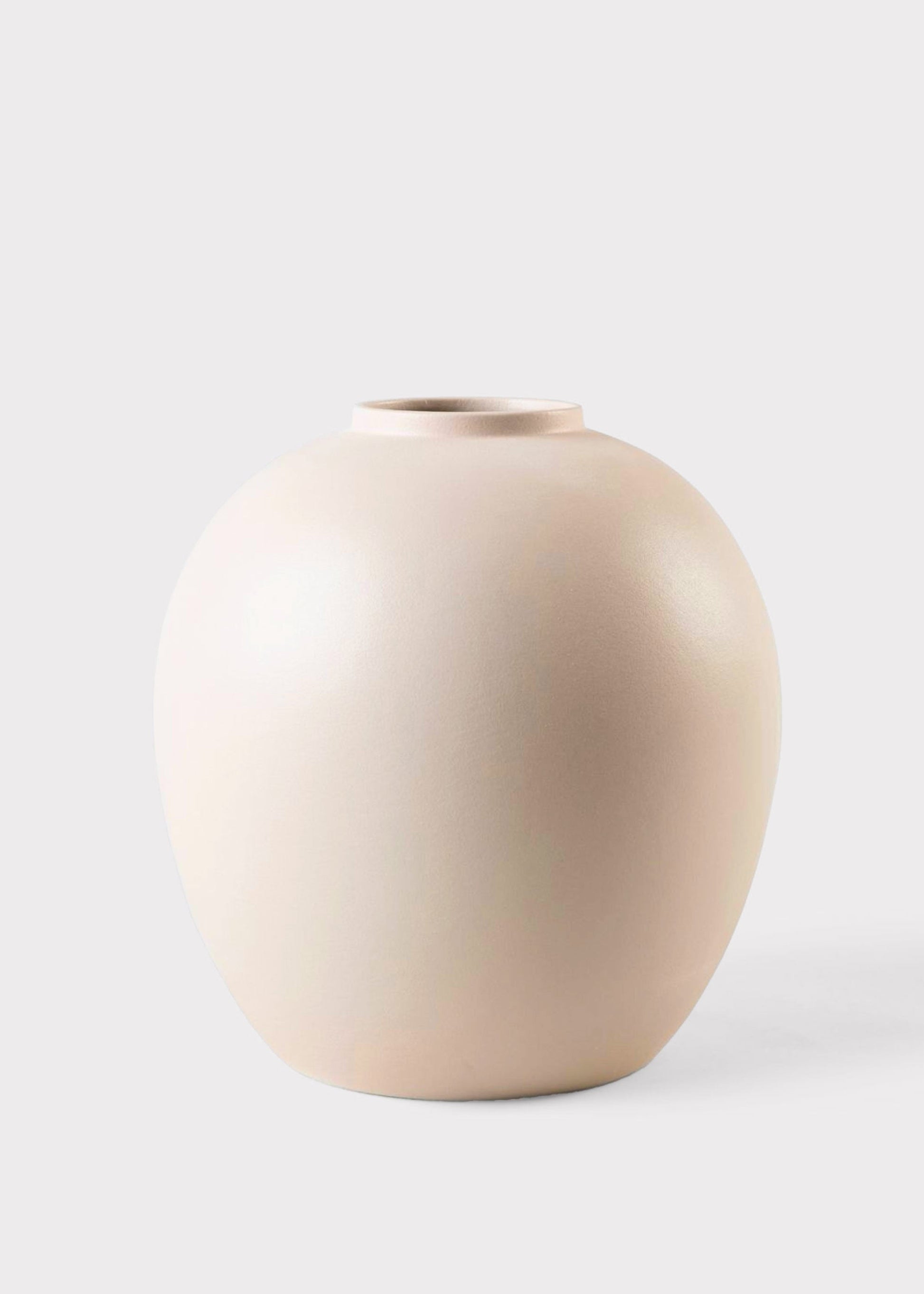 Afloral™ Large Vase in Matte Bailey Cream - 10.75"