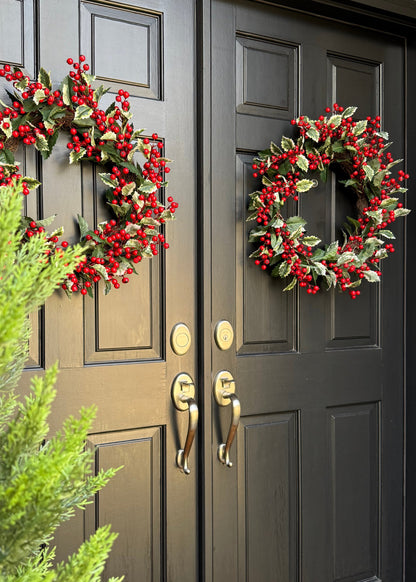 Deluxe Fake Traditional Winter Holly and Berry Wreath - 24"